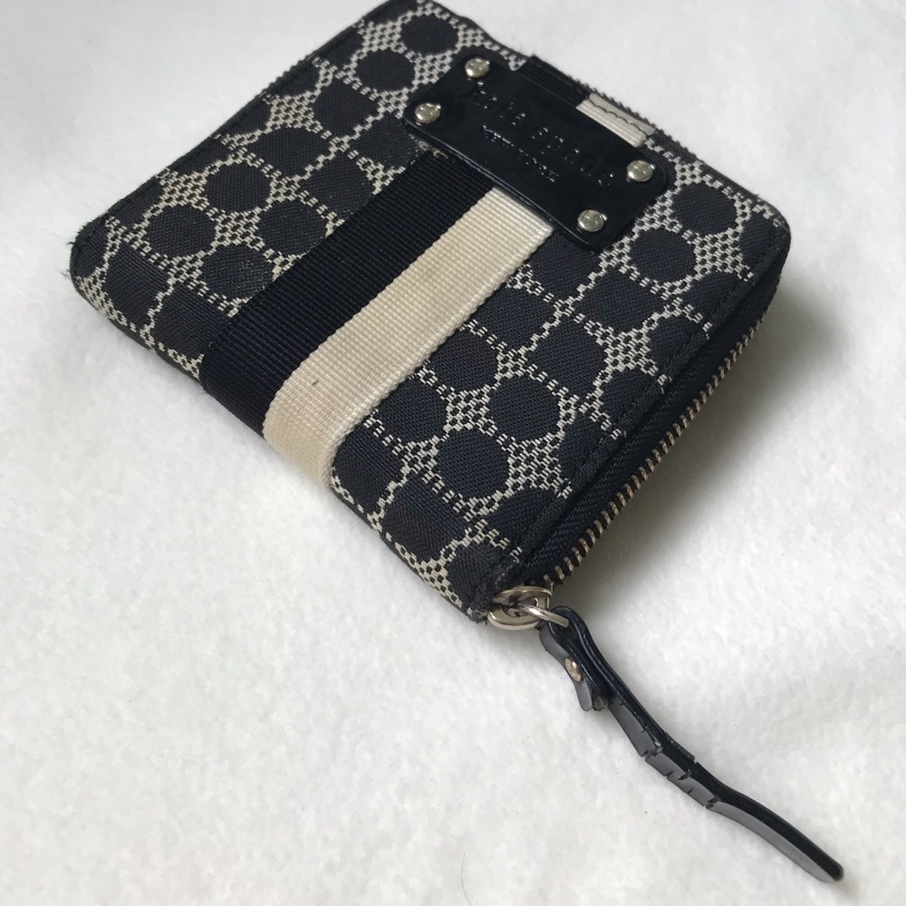 Kate Spade Wallet - Picture 7 of 8